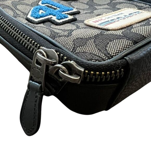 Coach Stanton Crossbody in Signature Jacquard with Ski Patches - Rare Design - Picture 4 of 9